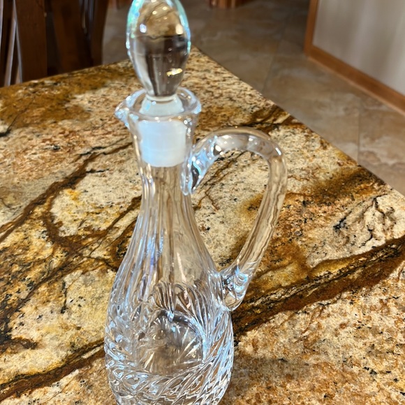 Glass/Crystal Oil Pour - Picture 3 of 6